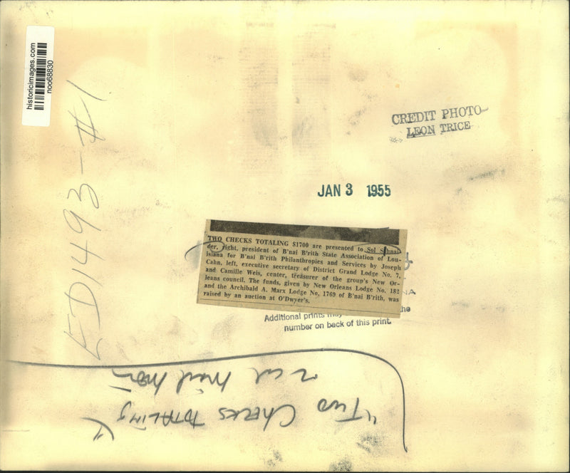 Load image into Gallery viewer, 1955 Press Photo Joseph Cahn and Camille Weis present checks to Sol Shnaider
