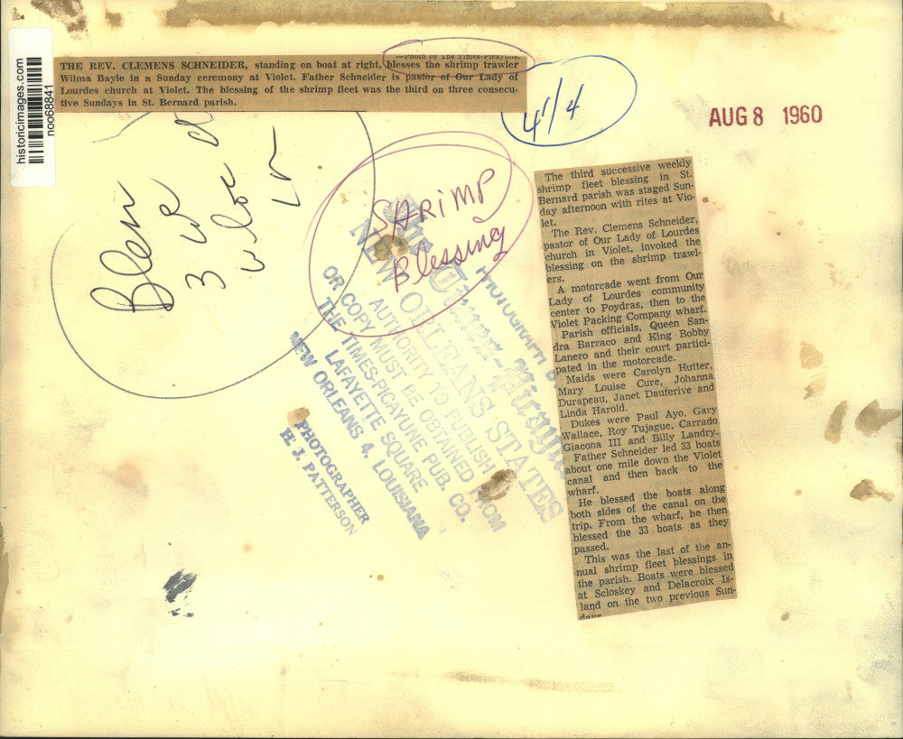 1960 Press Photo Reverend Clemens Schneider blesses shrimp trawler Wilma Bayel