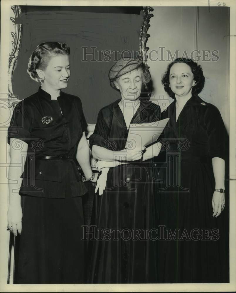 1953 Press Photo Mrs. Richard Kohn, Mrs. Gustaf Wealfeldt, Mrs. Felix Hoveras