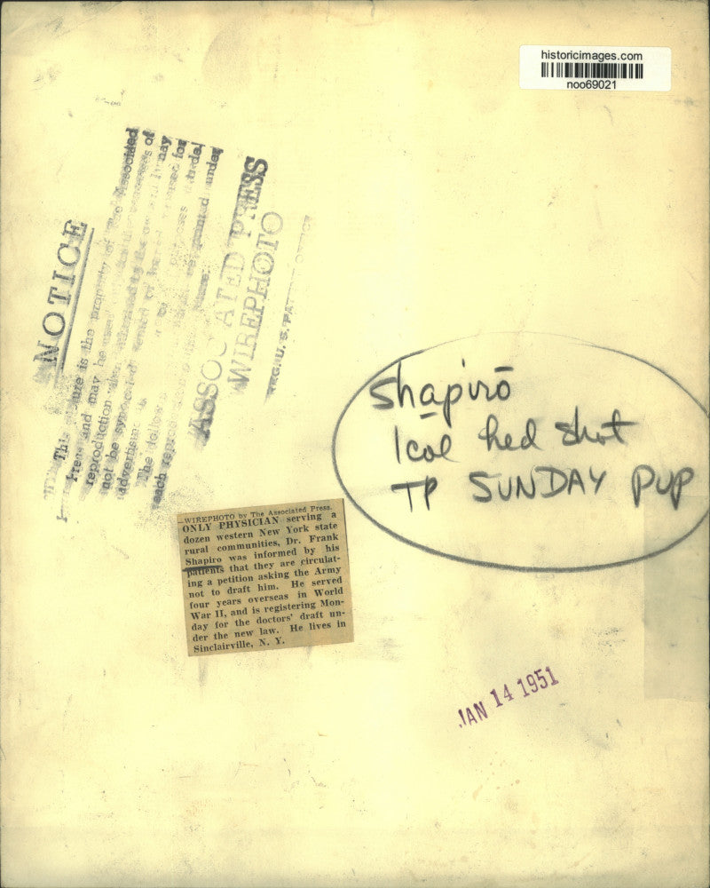 1951 Press Photo Dr. Frank Shapiro, physician serving New York rural communities