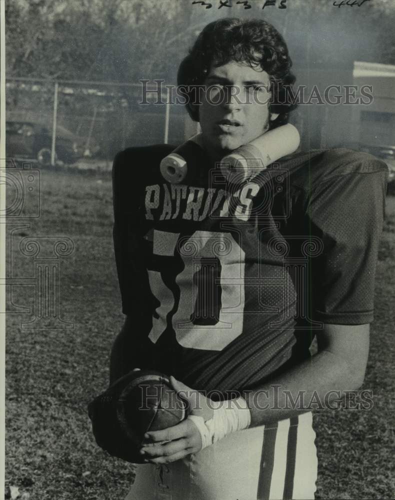 1975 Press Photo Ben Watters, John Curtis High School Patriots Football- Historic Images