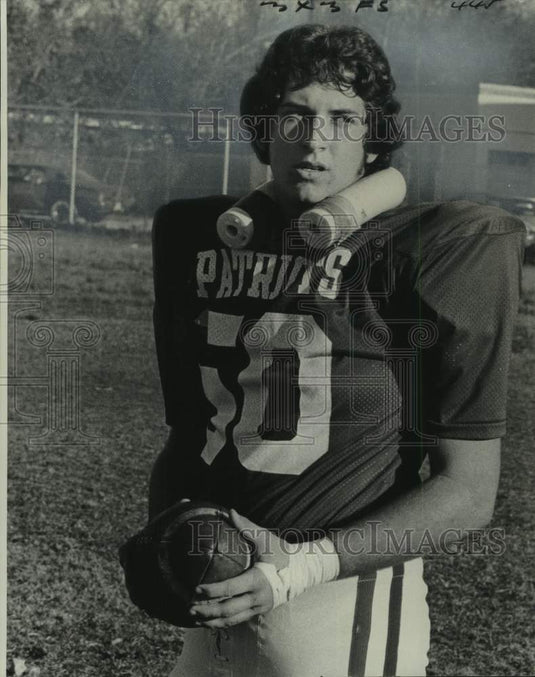 1975 Press Photo Ben Watters, John Curtis High School Patriots Football- Historic Images
