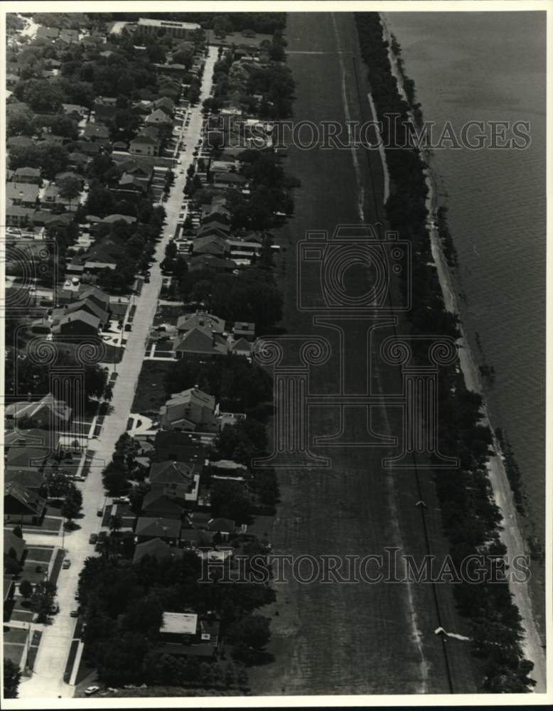 Press Photo Aerial view of West Jefferson Lakefront Levee - noo70055- Historic Images