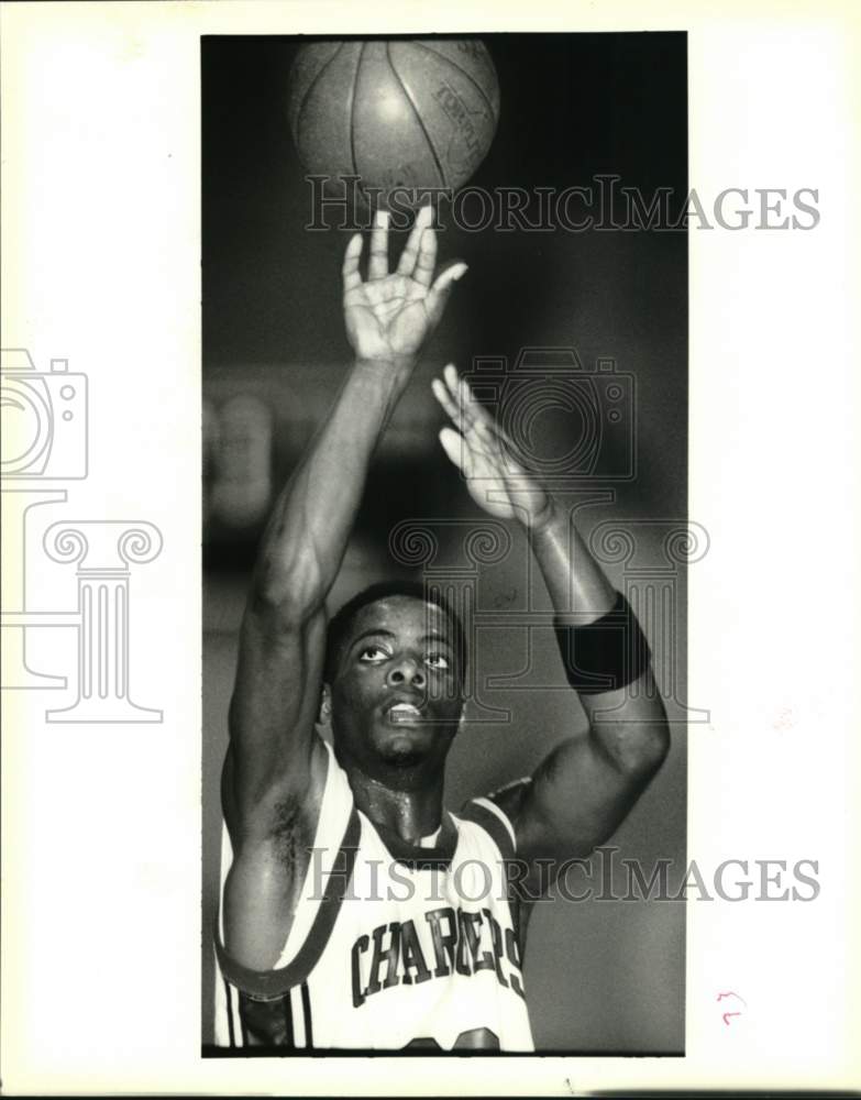 Press Photo O. P. Walker's Forward Basketball Player Billy Jones, Number 33- Historic Images