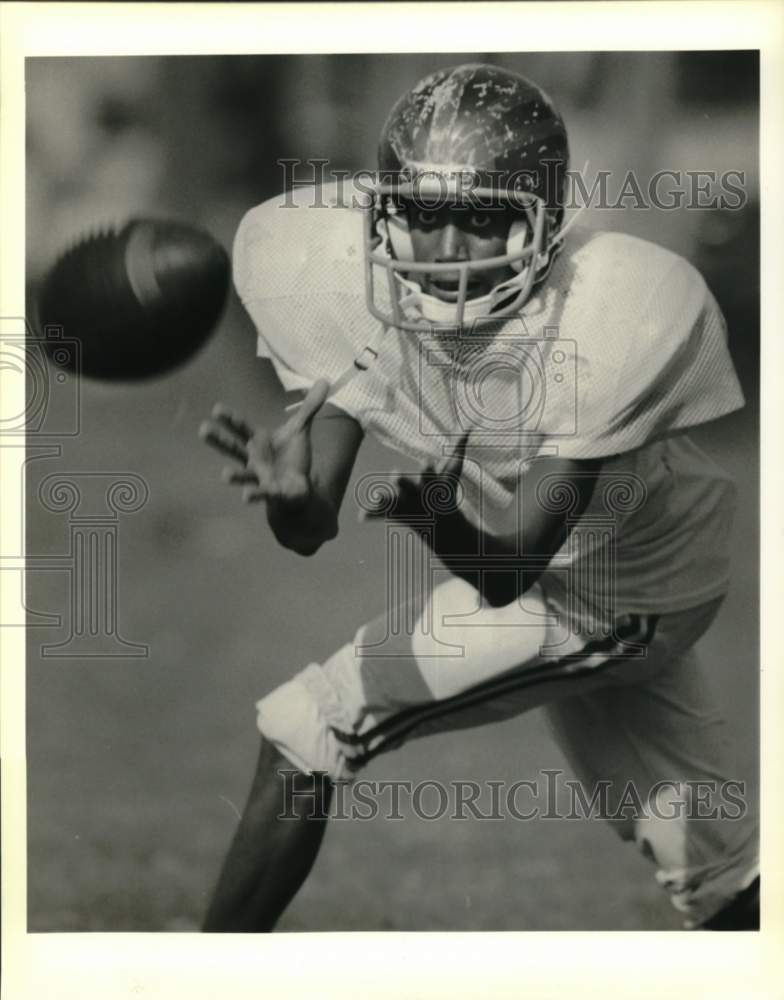 1989 Press Photo B. T. Washington Football Player Patrick Watson in New Orleans- Historic Images