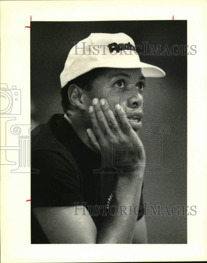 1990 Press Photo Slam-n-Jam coach Issy Washington at AAU hoops tourney- Historic Images