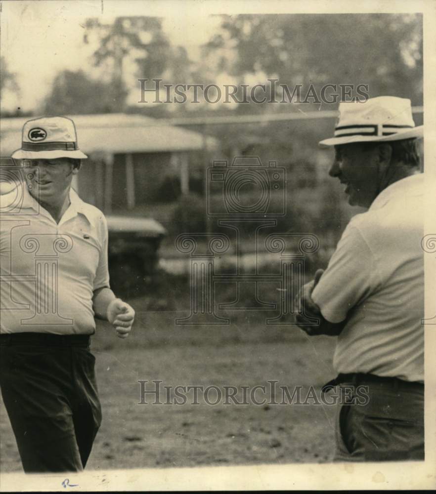 1971 Press Photo Phil Rodgers and other golfer participate in New Orleans Open- Historic Images