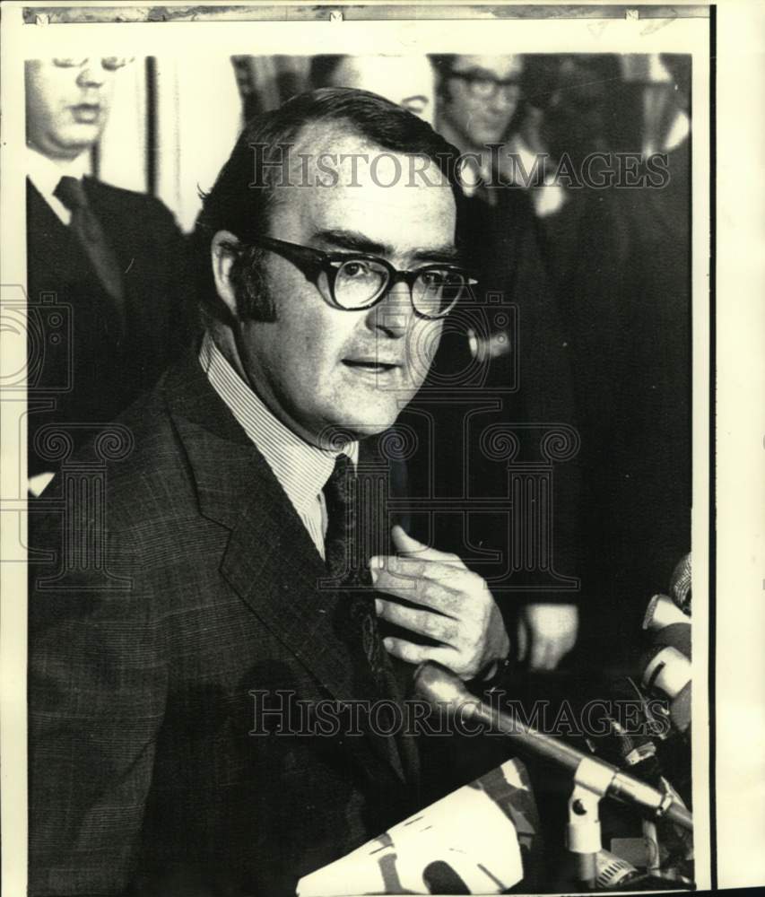 1973 Press Photo FEPA administrator William Ruckelshaus speaks press conference- Historic Images