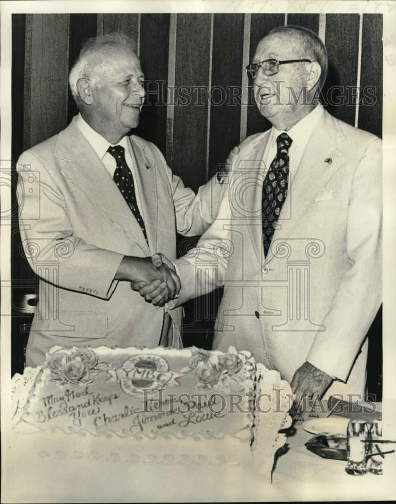 1976 Press Photo Two past presidents of the Young Men&#39;s Business Club at Event- Historic Images