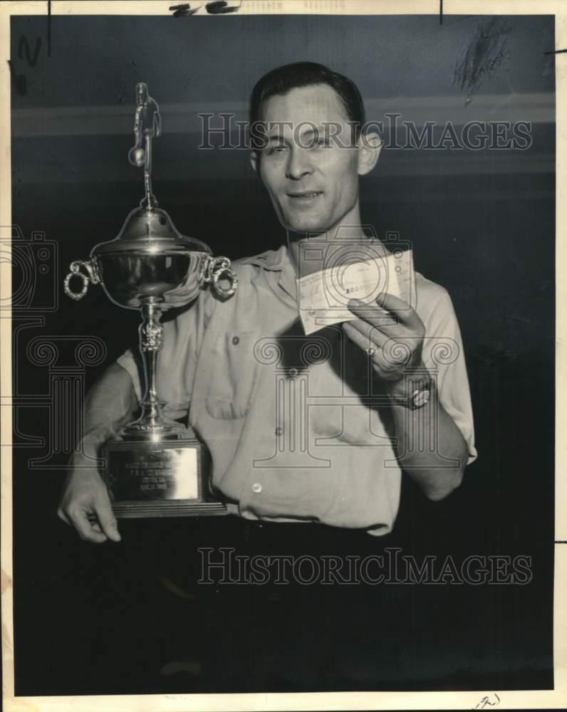 1964 Press Photo J. B. Solomon, Greater New Orleans Bowling Title Winner- Historic Images