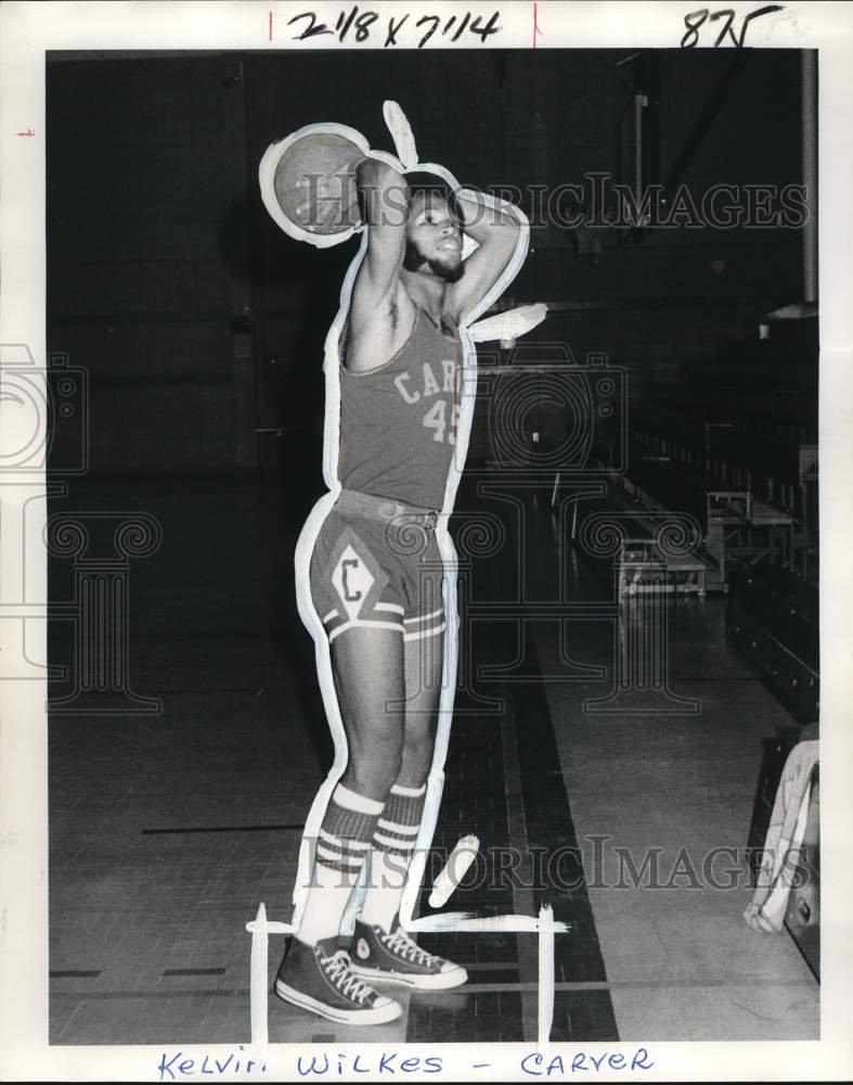 1976 Press Photo Basketball player Kelvin Wilkes of Carver shooting hoops- Historic Images