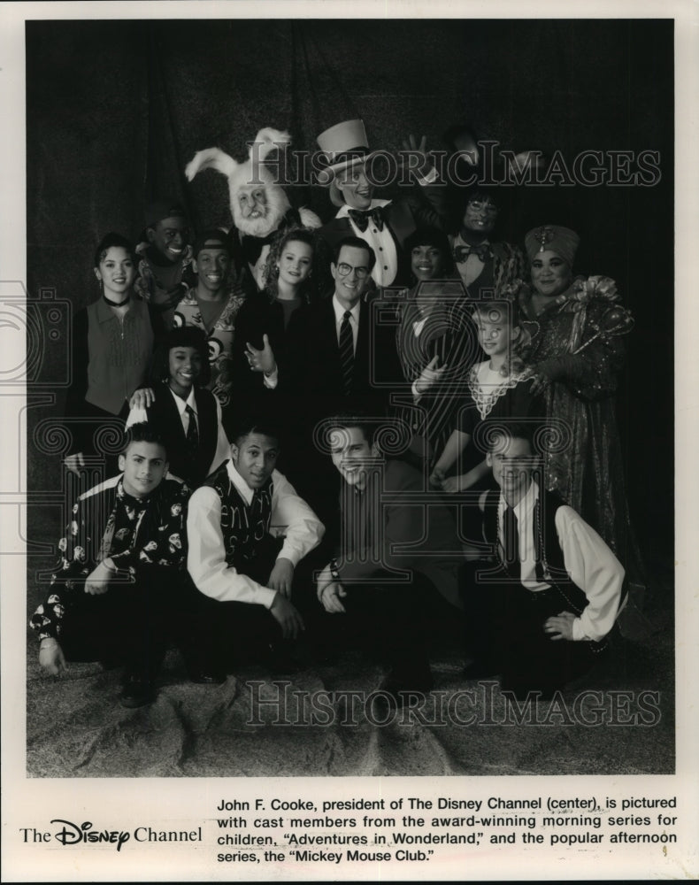 1993 Press Photo John F. Cooke, president of Disney Channel, and cast members.- Historic Images