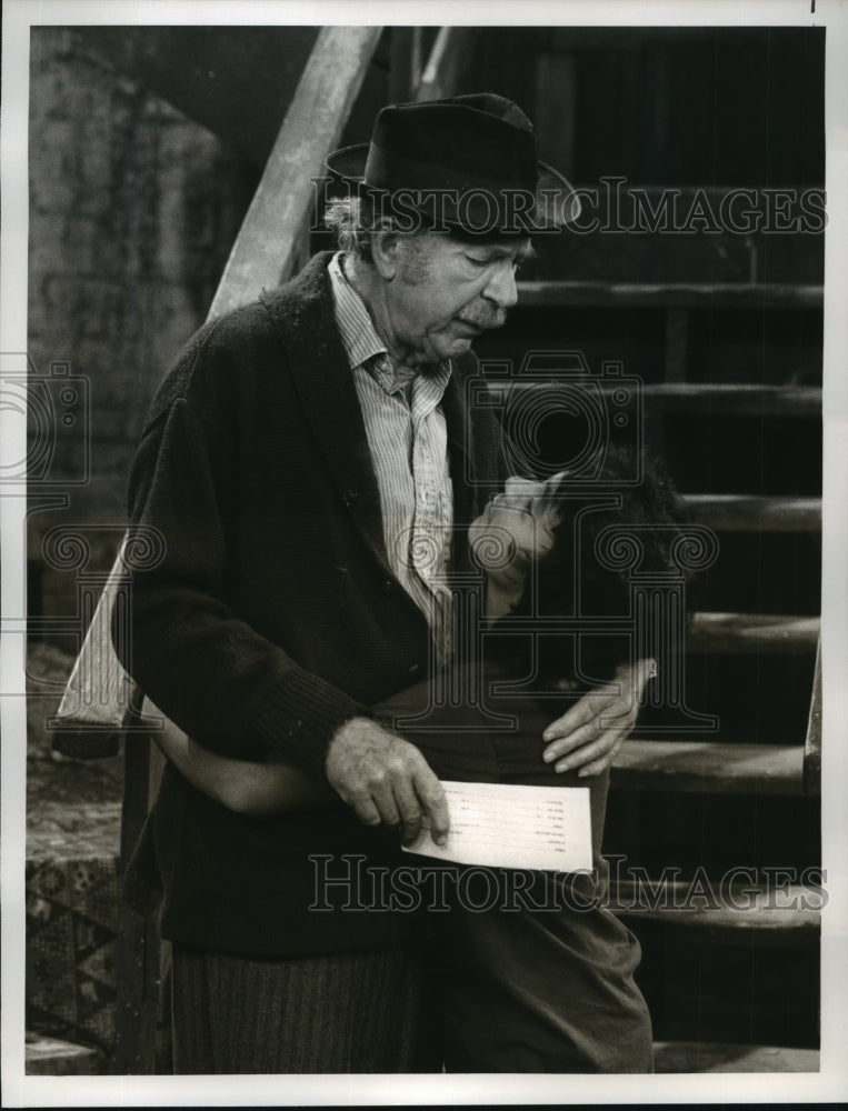 1977 Press Photo Jack Albertson and Gabriel Melgar in Chico and the Man.- Historic Images