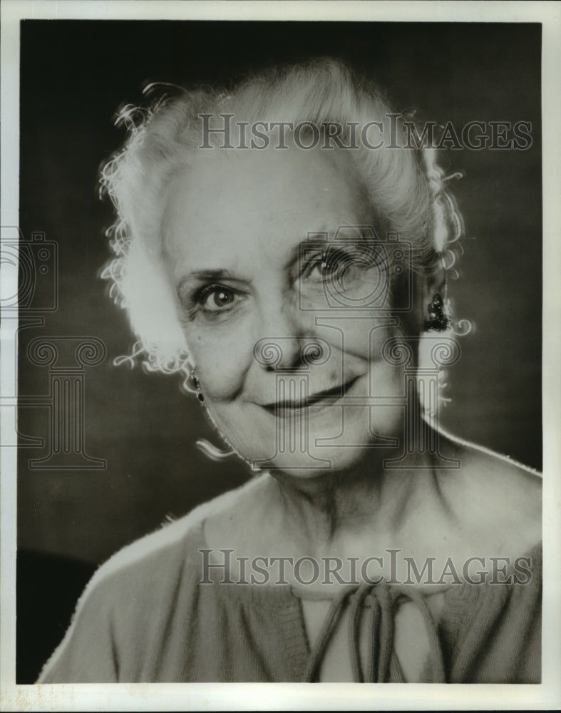 1981 Press Photo Dorothy Alexander awarded the 1981 Capezio Dance Award.- Historic Images