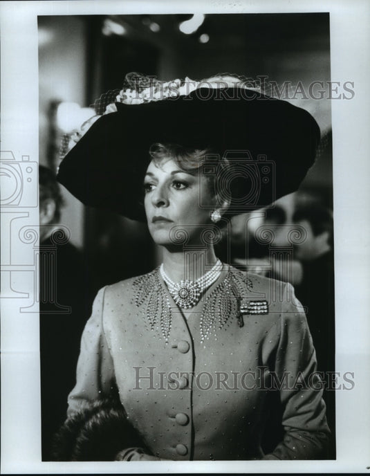 1985 Press Photo Jane Alexander stars in Malice in Wonderland, on CBS.