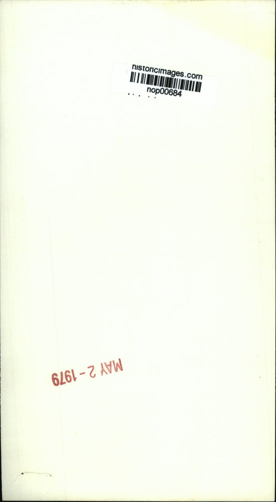 1979 Press Photo Actress and singer Edie Adams designs most of her costumes.