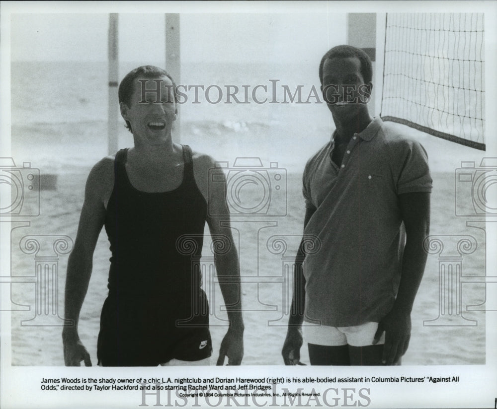 1984 Press Photo James Woods and Dorian Harewood in Against All Odds.- Historic Images