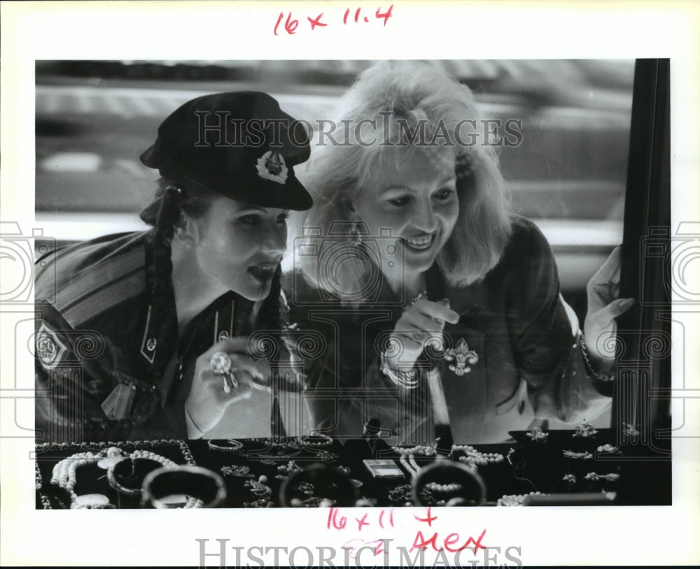 1993 Press Photo Natasha Alexandrovna, Russian singer. - nop01281- Historic Images