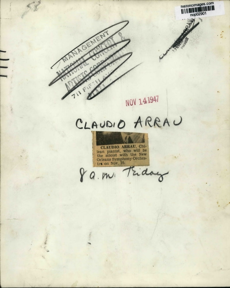 Load image into Gallery viewer, 1947 Press Photo Chilean pianist Claudio Arrau at New Orleans Symphony Orchestra
