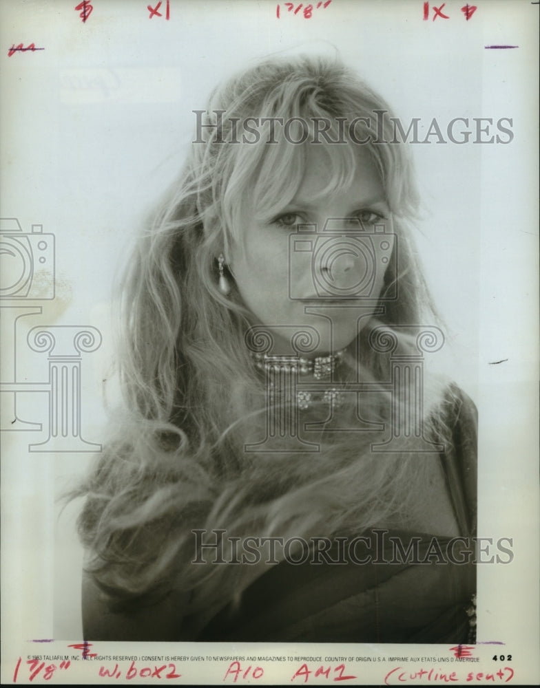 1983 Press Photo Actress Kim Basinger - nop04388- Historic Images