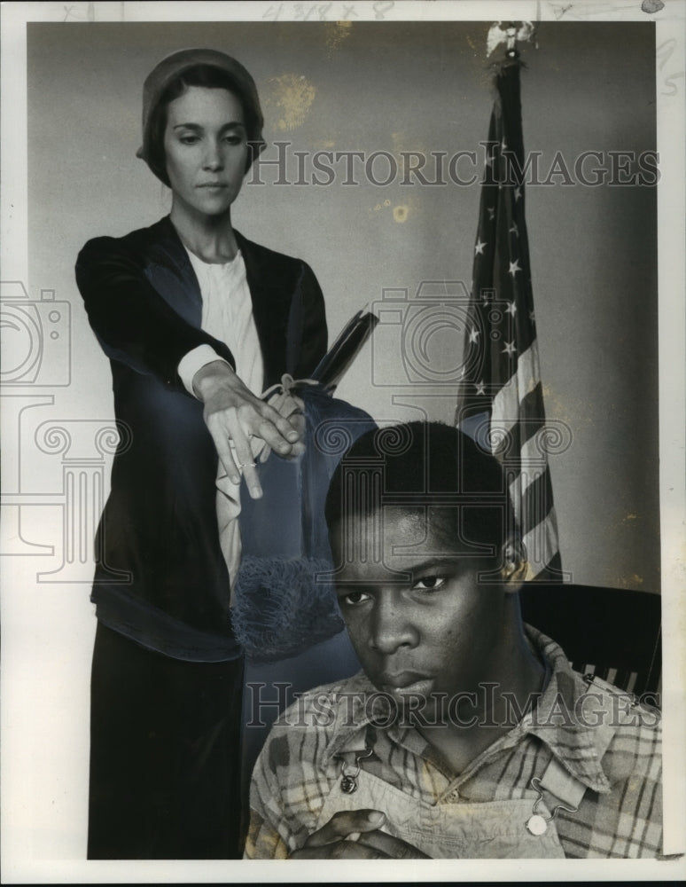 1976 Press Photo Ellen Barber &amp; David Harris in Judge Horton and Scottsboro Boys- Historic Images