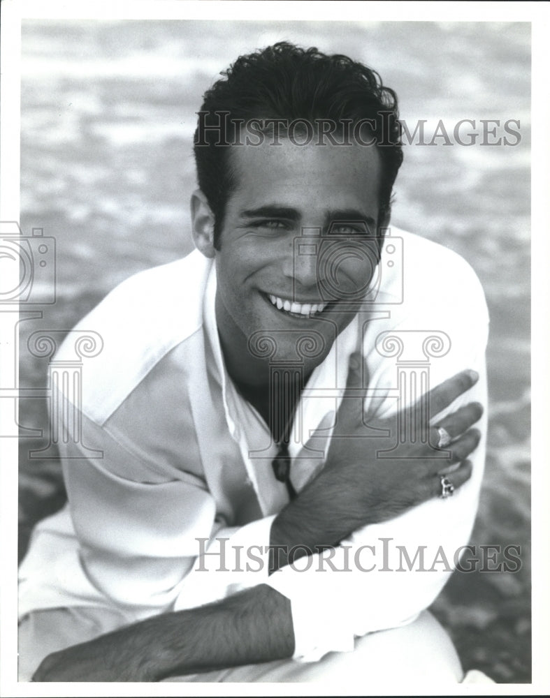 1997 Press Photo Brian Bloom, actor. - nop07593