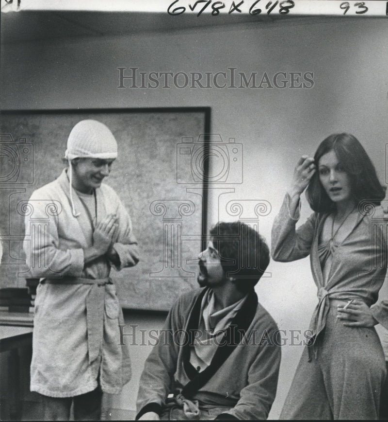 Load image into Gallery viewer, 1977 Press Photo BLT group makes debut in Terren McNally's comedy, "Bad Habits."
