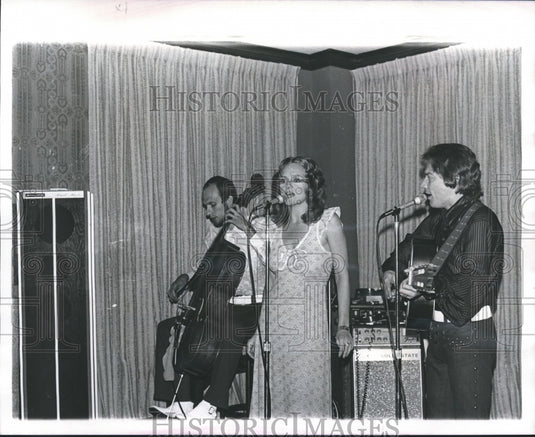 1972 Press Photo Briley & Branch with Jeff Gilkerson perform at Charlie's Corner