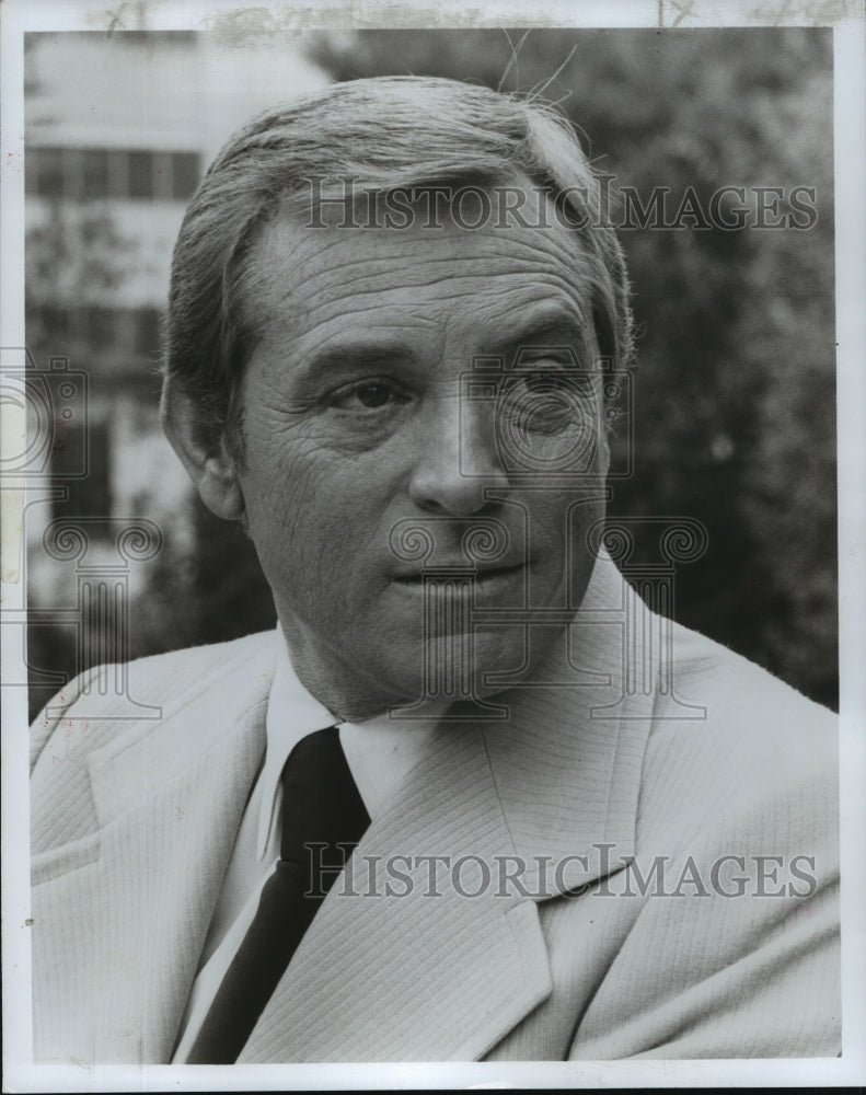 1976 Press Photo American actor, Paul Burke - nop13527