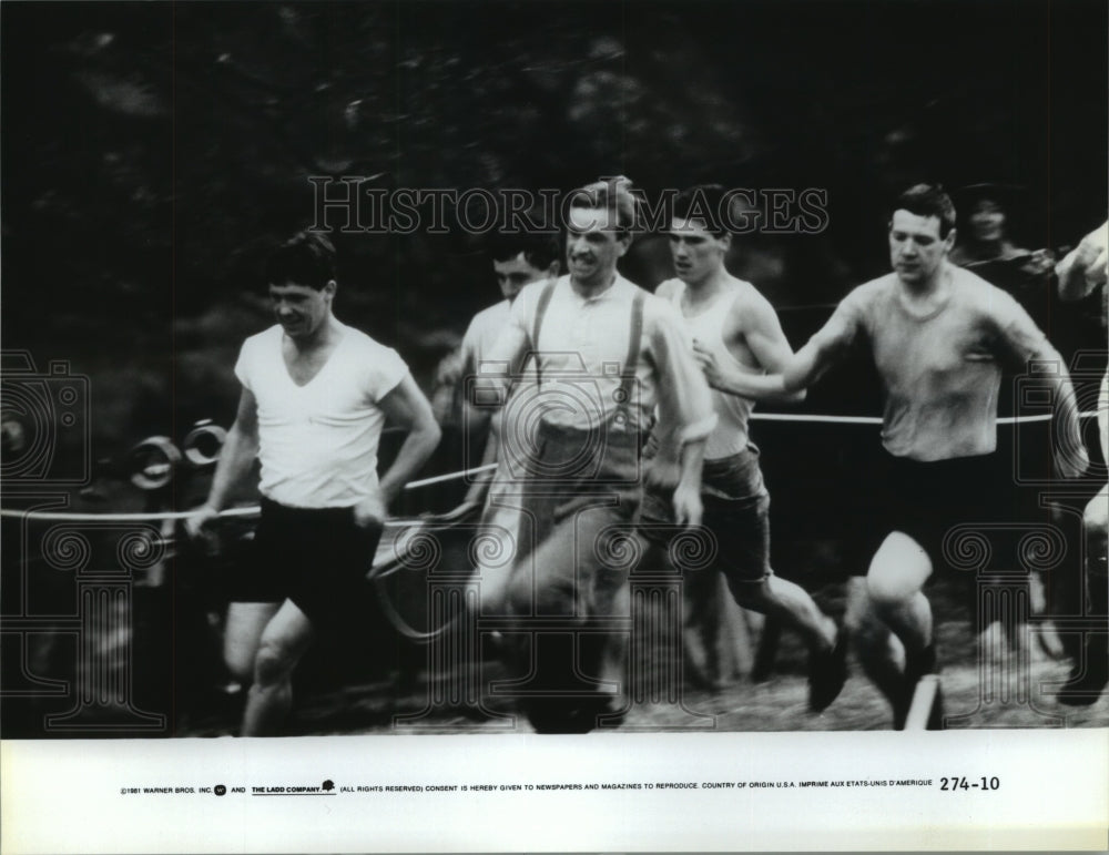 1981 Press Photo Men running a race, &quot;Chariots of Fire&quot; - nop14062- Historic Images