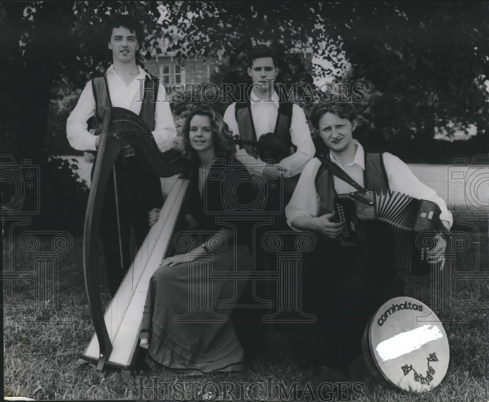 Press Photo Comhaltas Ceoltoriri Eireann at rehearsals in Ireland. - nop15327- Historic Images