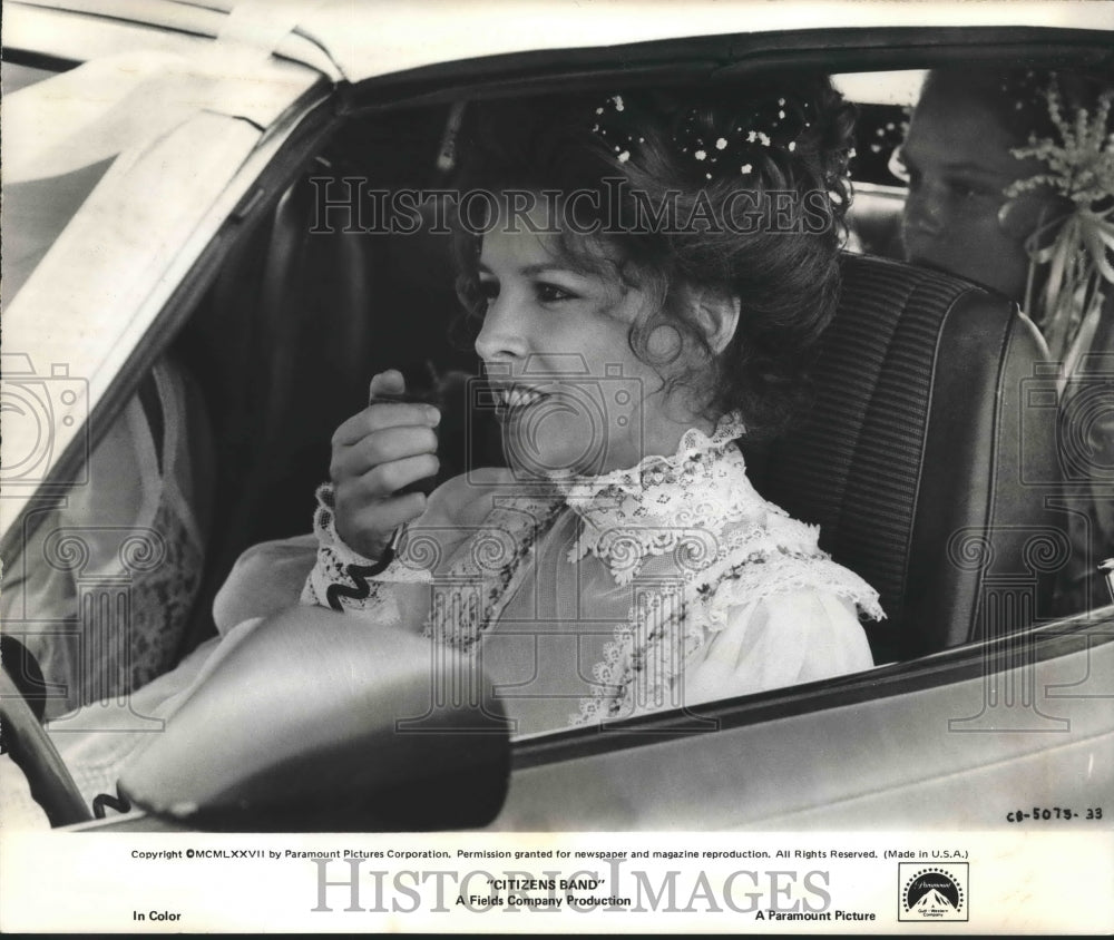 1977 Press Photo Candy Clark in a scene from Citizens Band. - nop15436