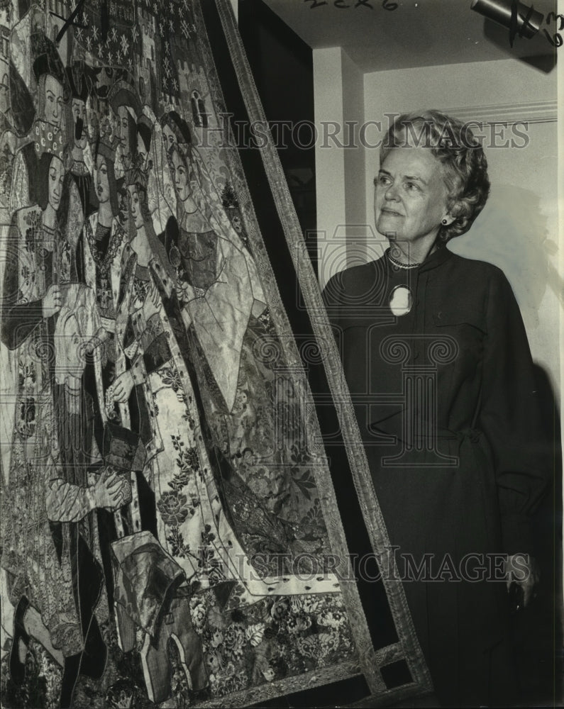 1974 Press Photo Mrs. Dorothy Crosby on the board of New Orleans boy scouts.- Historic Images