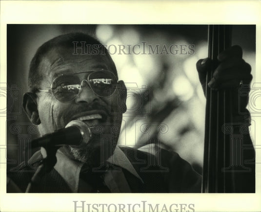 1979 Press Photo Louis Cottrell's Jazz Band performing at New Orleans Hilton.