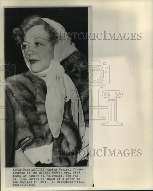 1951 Press Photo Silent screen actress Marion Davies at Los Angeles party/1951.