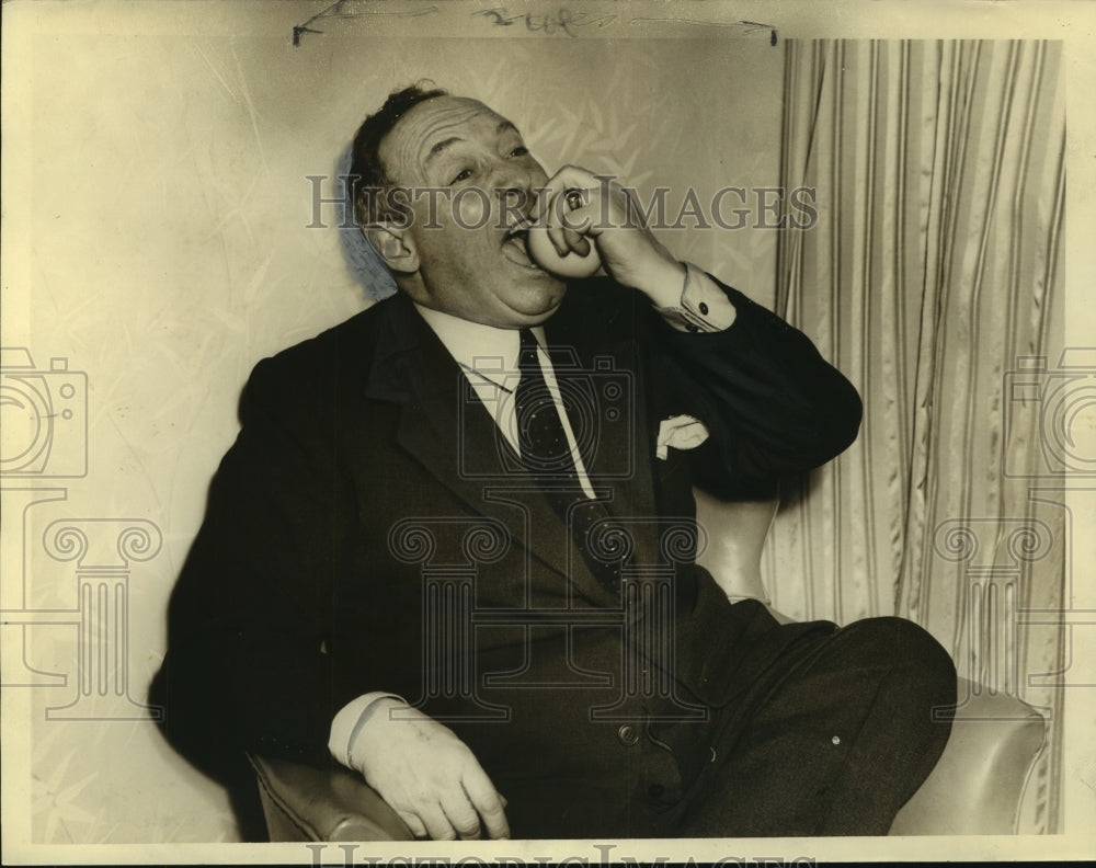 1940 Press Photo Guiseppe de Luca, entertainer - nop21462