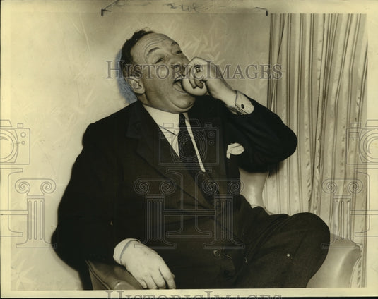 1940 Press Photo Guiseppe de Luca, entertainer - nop21462