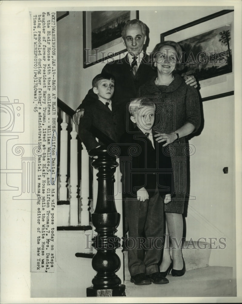 1965 Press Photo Editor Clifton Daniel and his family stay at Blair House.