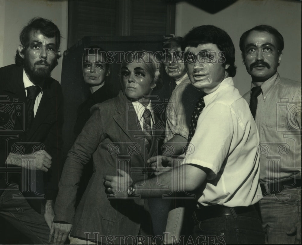 1978 Press Photo Artists at the Diversity Gallery - nop22633