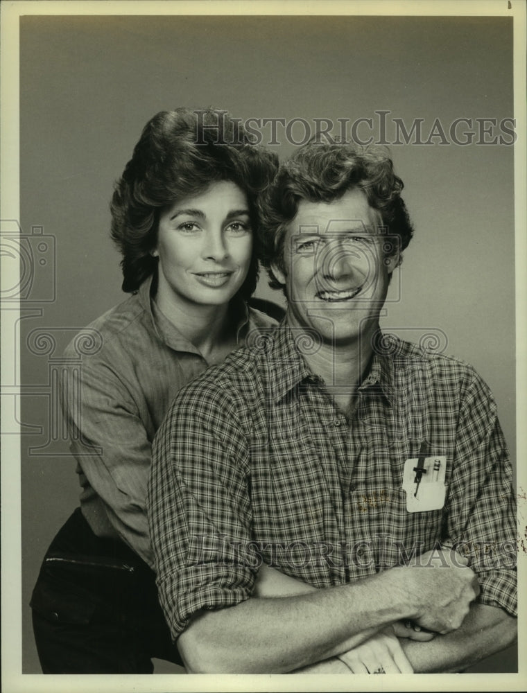 1983 Press Photo Actors Anne Archer and Frank Converse In &quot;The Family Tree&quot; Show- Historic Images