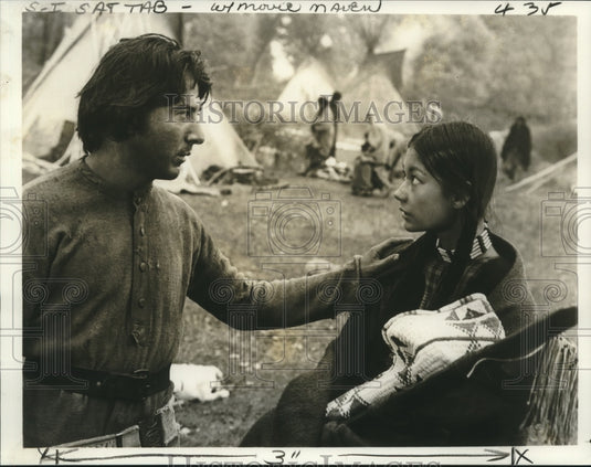 1977 Press Photo Dustin Hoffman & Amy Eccles, 