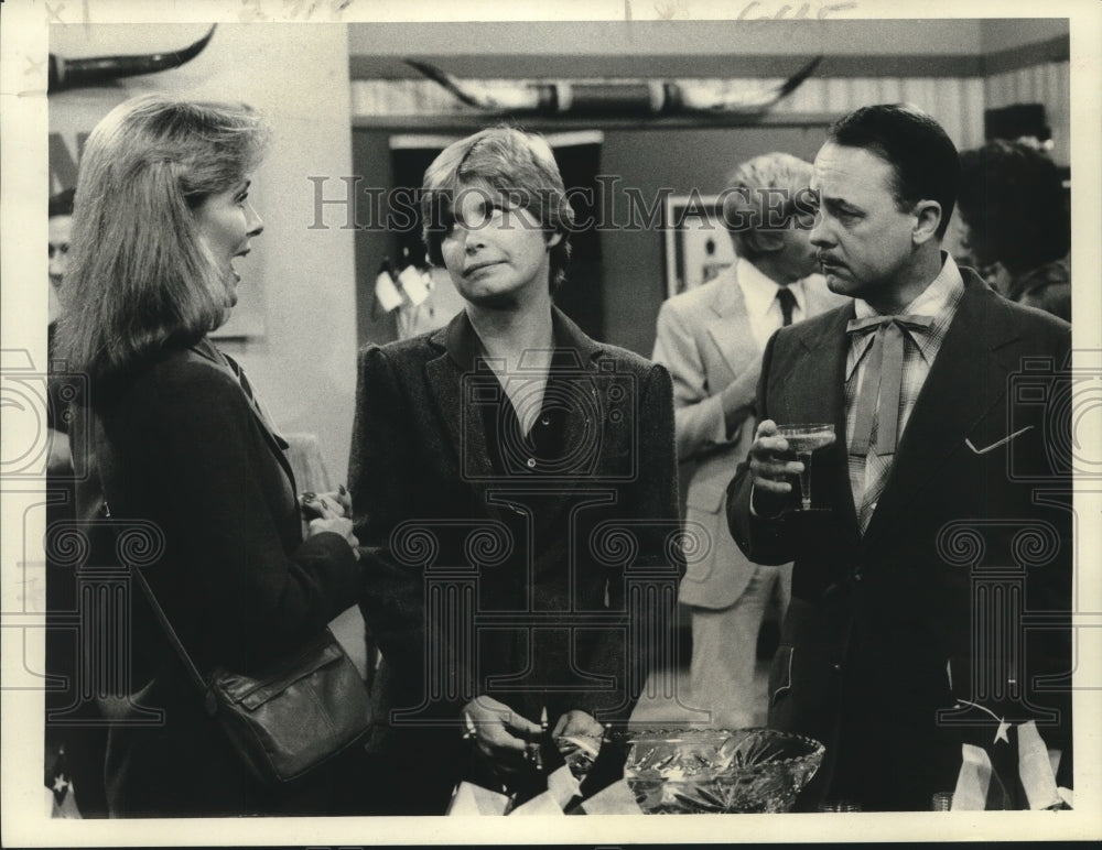 1980 Press Photo Shelly Fabares and Bonnie Franklin &quot;One Day at a Time&quot;- Historic Images