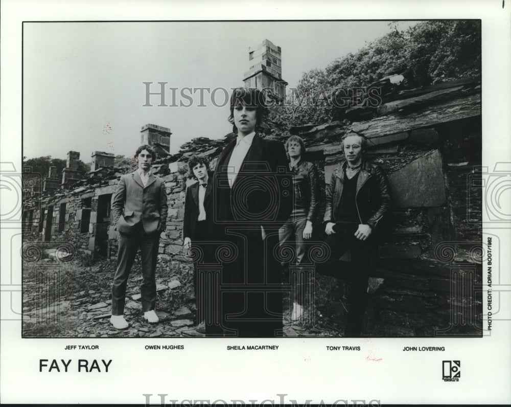 1982 Press Photo Shelia Macartney and members of Fay Ray - nop25840- Historic Images