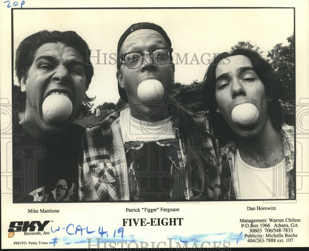 1993 Press Photo Patrick "Tigger" Ferguson and Five-Eight band members- Historic Images