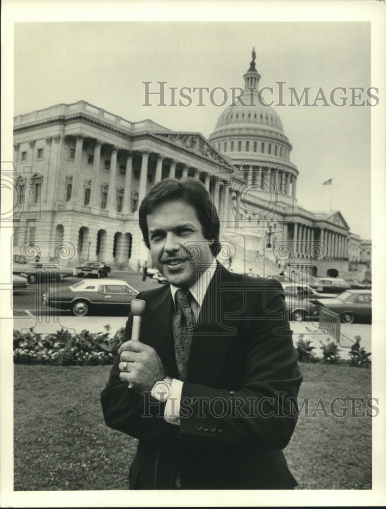 1976 Press Photo Don Farmer, ABC News Capitol Hill Correspondent - nop25929- Historic Images