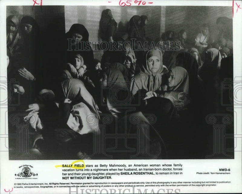 Load image into Gallery viewer, 1990 Press Photo Sally FIeld as Betty Mahmoody in "Not Without My Daughter"
