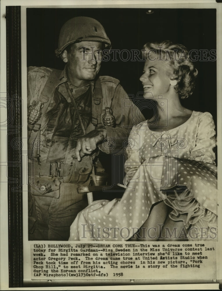1958 Press Photo Hollywood-Miss Sweden, Brigitta Gardman met actor Gregory Peck