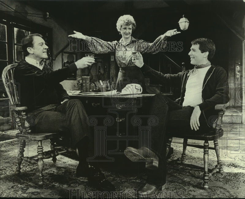 Load image into Gallery viewer, 1980 Press Photo Patricia Guinan and co-stars, "Deathtrap" - nop30275
