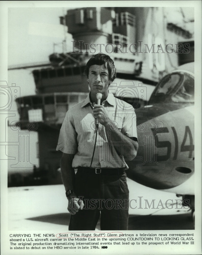 1984 Press Photo Scott Glenn portrays a TV host in &quot;Countdown to Looking Glass&quot;- Historic Images