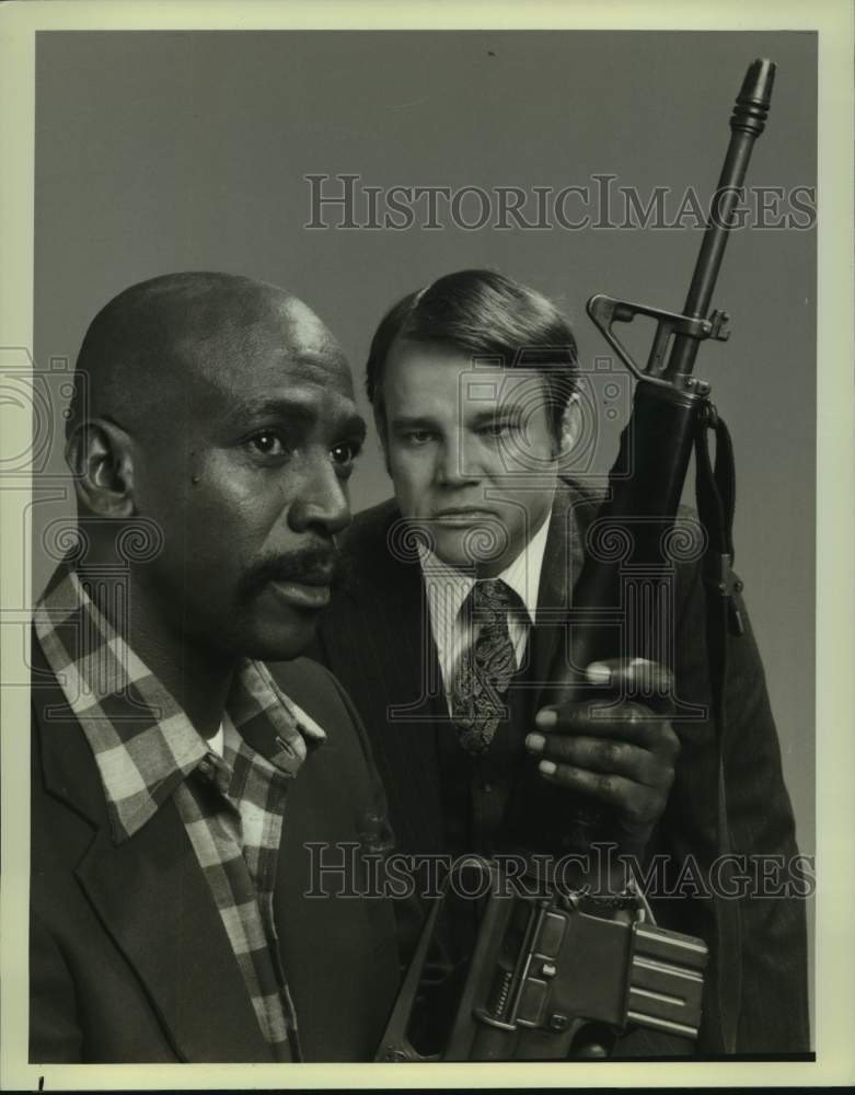 Load image into Gallery viewer, 1979 Press Photo Louis Gossett Jr. and Joe Don Baker in "To Kill A Cop"
